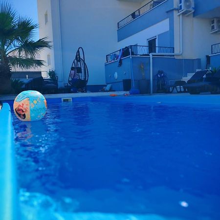 Apartmani Anastasia With Pool, Novalja Dış mekan fotoğraf