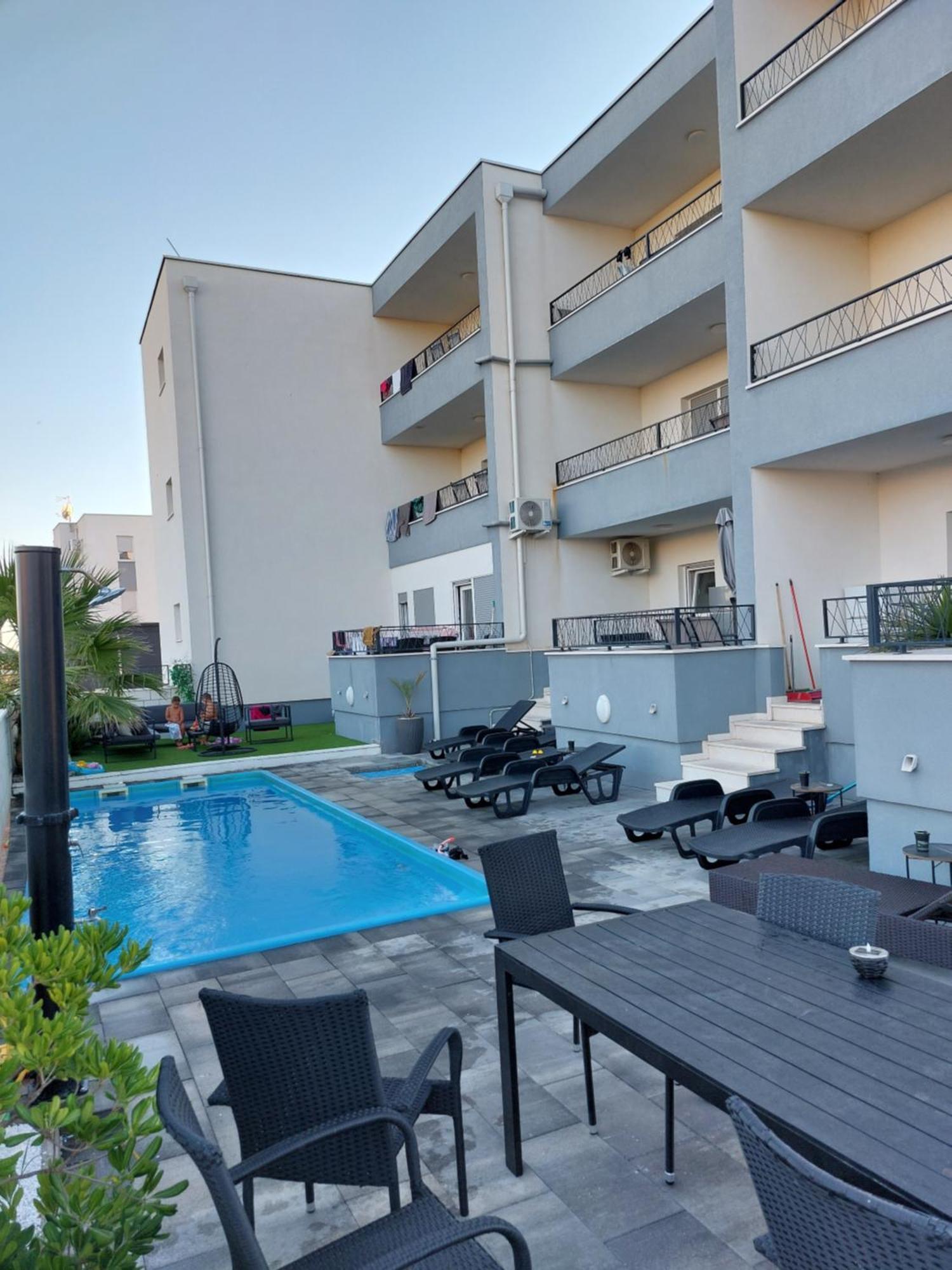 Apartmani Anastasia With Pool, Novalja Dış mekan fotoğraf